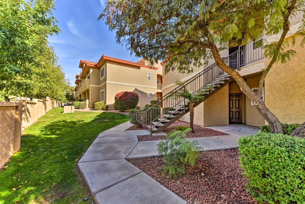 Phoenix Condo With Balcony And Spa - 14 Mi To Downtown Exterior photo