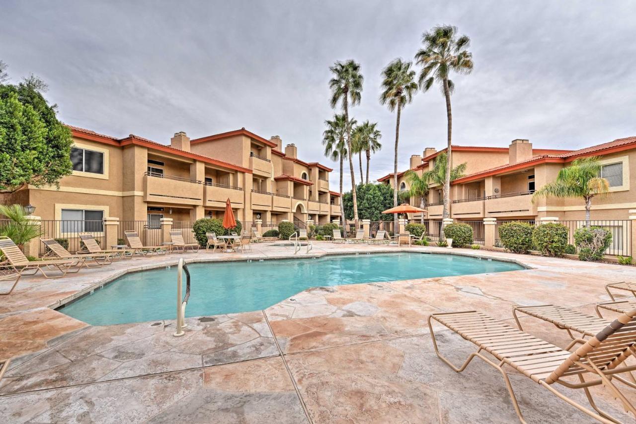 Phoenix Condo With Balcony And Spa - 14 Mi To Downtown Exterior photo