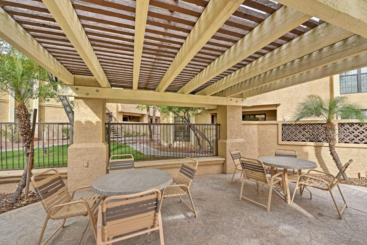 Phoenix Condo With Balcony And Spa - 14 Mi To Downtown Exterior photo