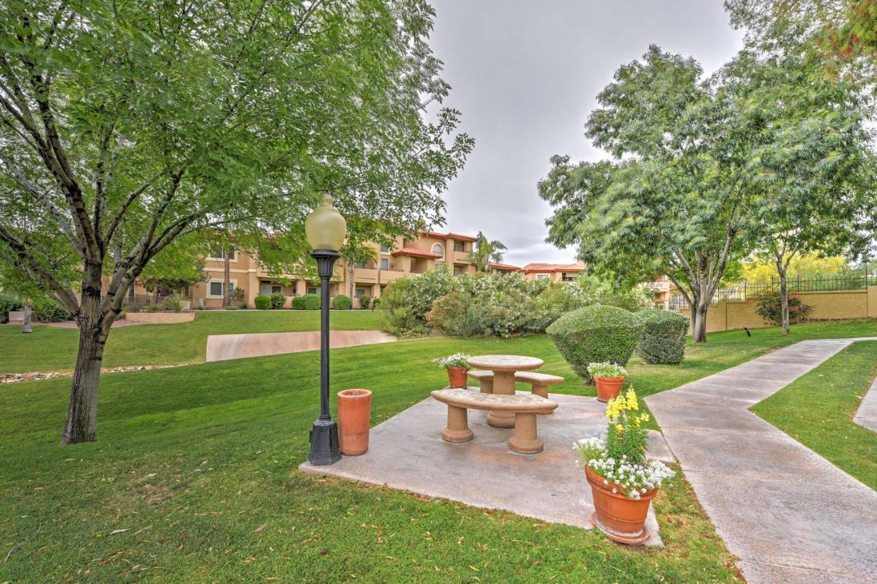 Phoenix Condo With Balcony And Spa - 14 Mi To Downtown Exterior photo