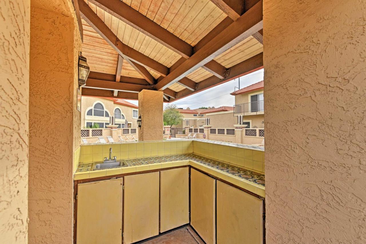 Phoenix Condo With Balcony And Spa - 14 Mi To Downtown Exterior photo